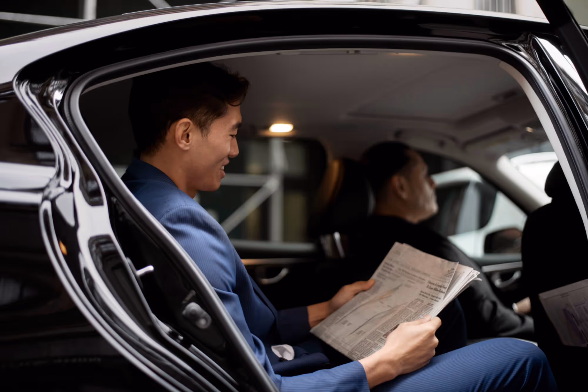 Discreet chauffeured transport – rear-seat comfort during a VIP transfer